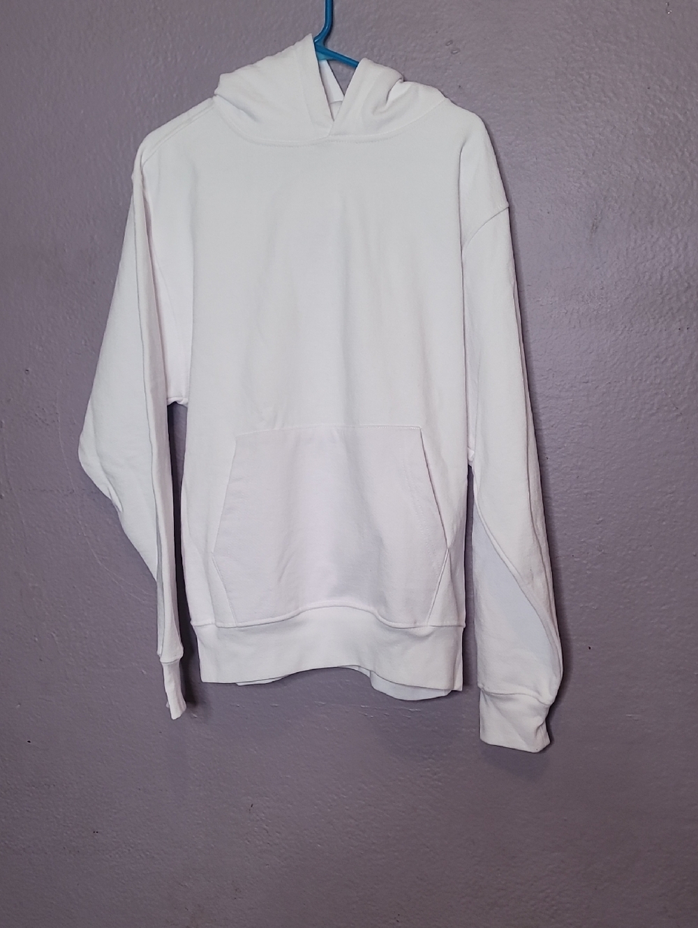 Bayside White Cotton Tee with Flag Tag